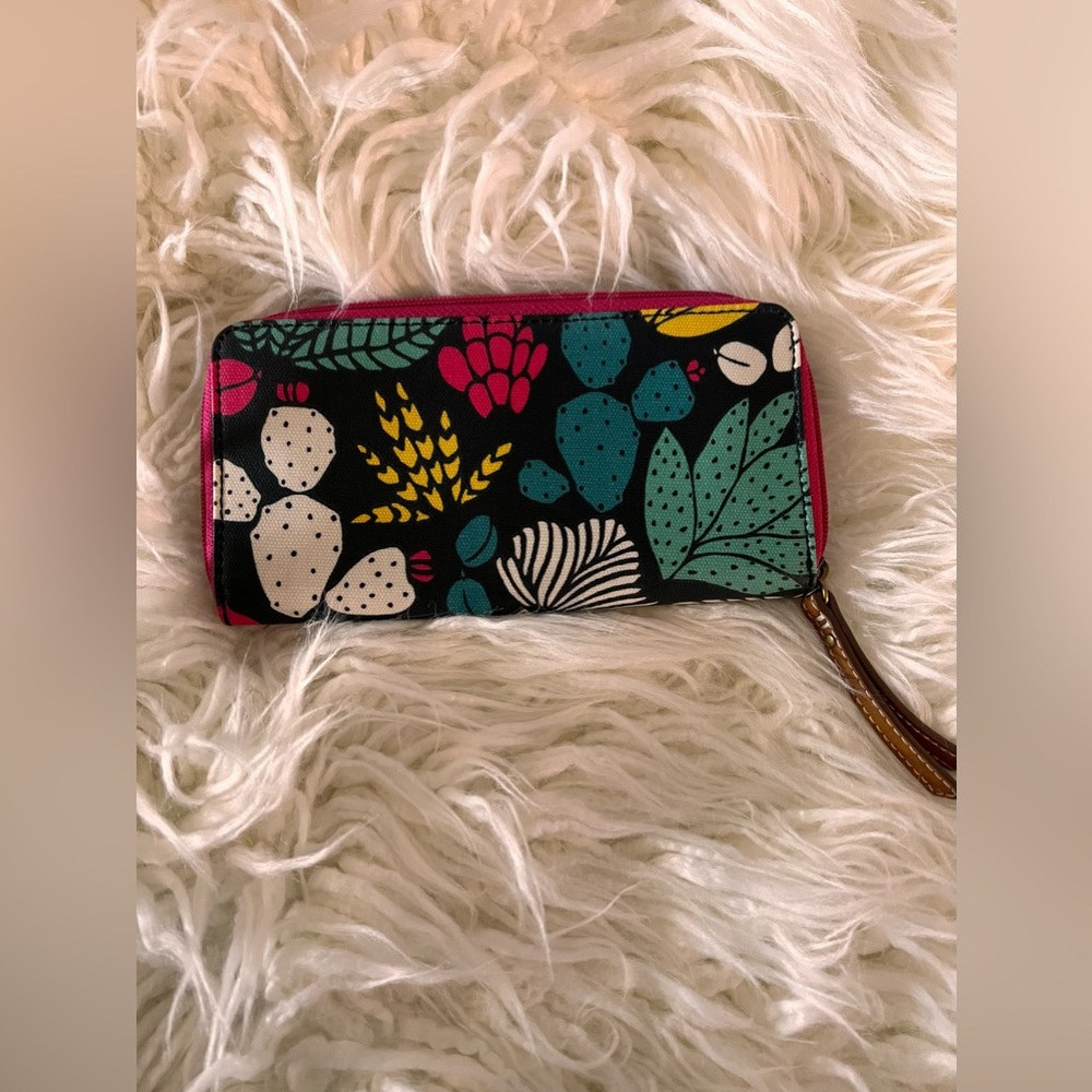 Fossil Wallet - Picture 2 of 4